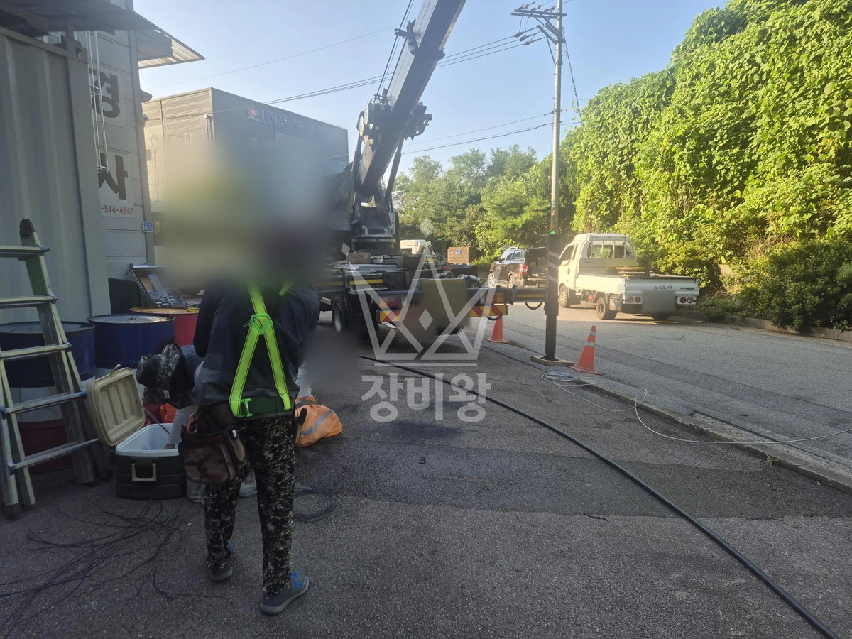 충남 아산시 음봉면 3.5톤 스카이차 인버터설치작업 작업사진 1