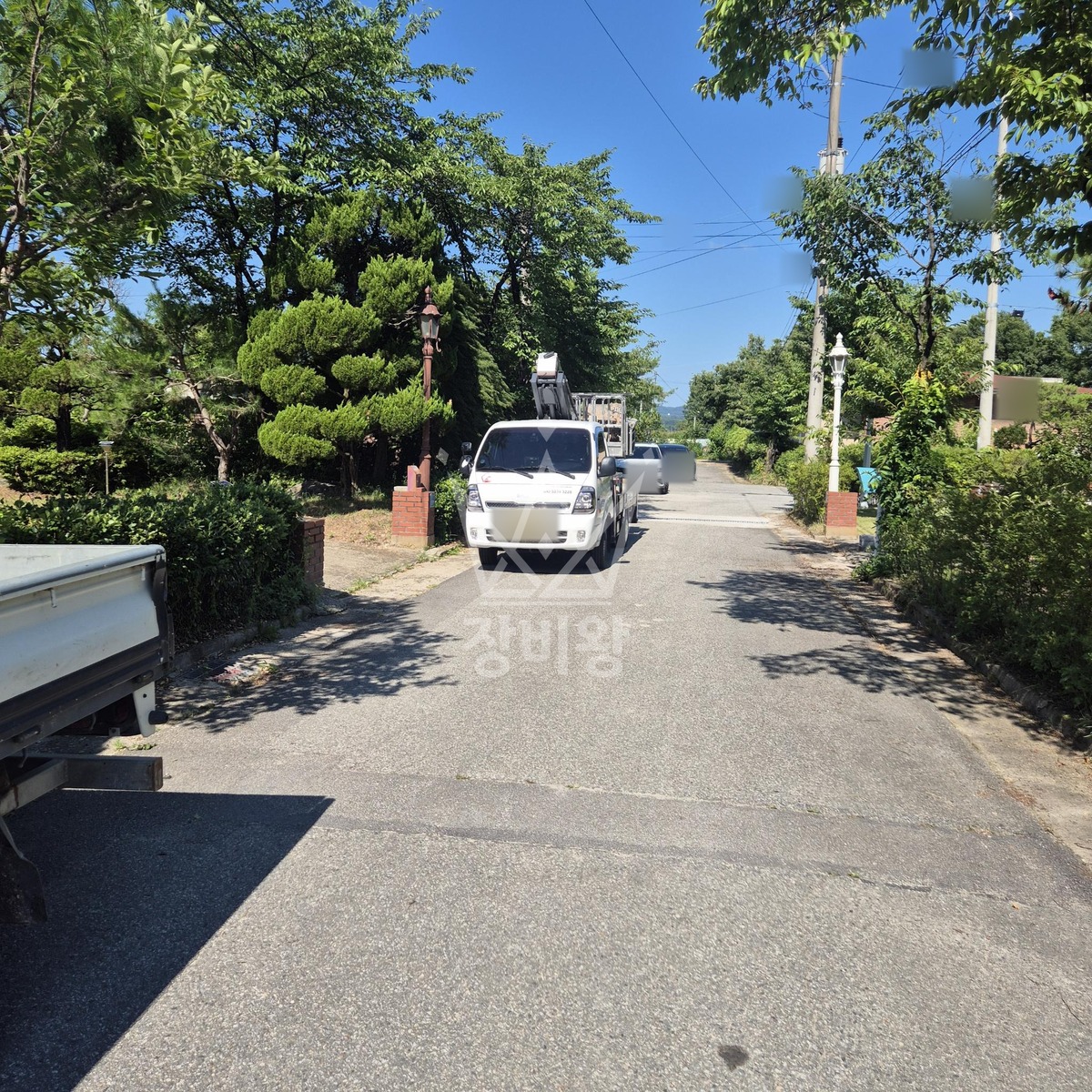 경기 이천시 모가면 1톤 스카이차 나무전지 작업완료사진 1