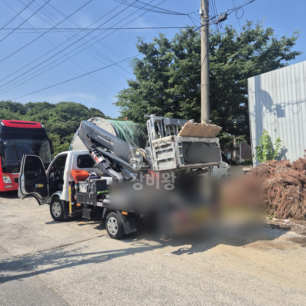 충북 음성군 감곡면 1톤 스카이차 작업 현장 도착사진