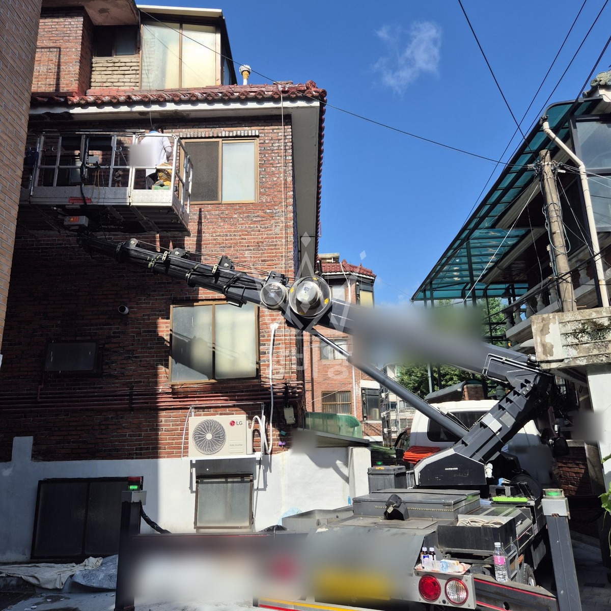 서울 도봉구 방학동 1톤 스카이차 가정집 도색작업 작업사진 2