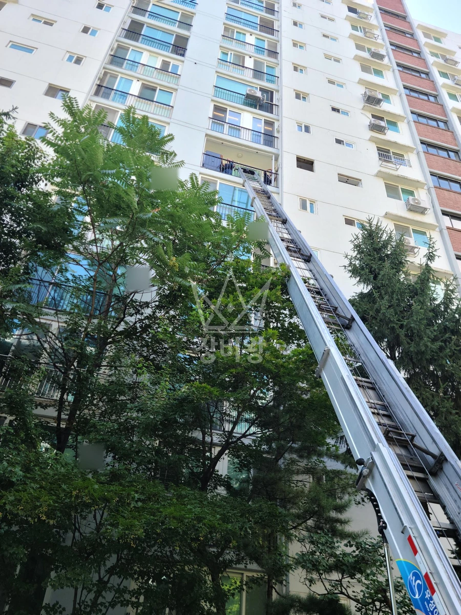 서울 강남구 대치동 1톤 사다리차 샤시양중 작업사진 3