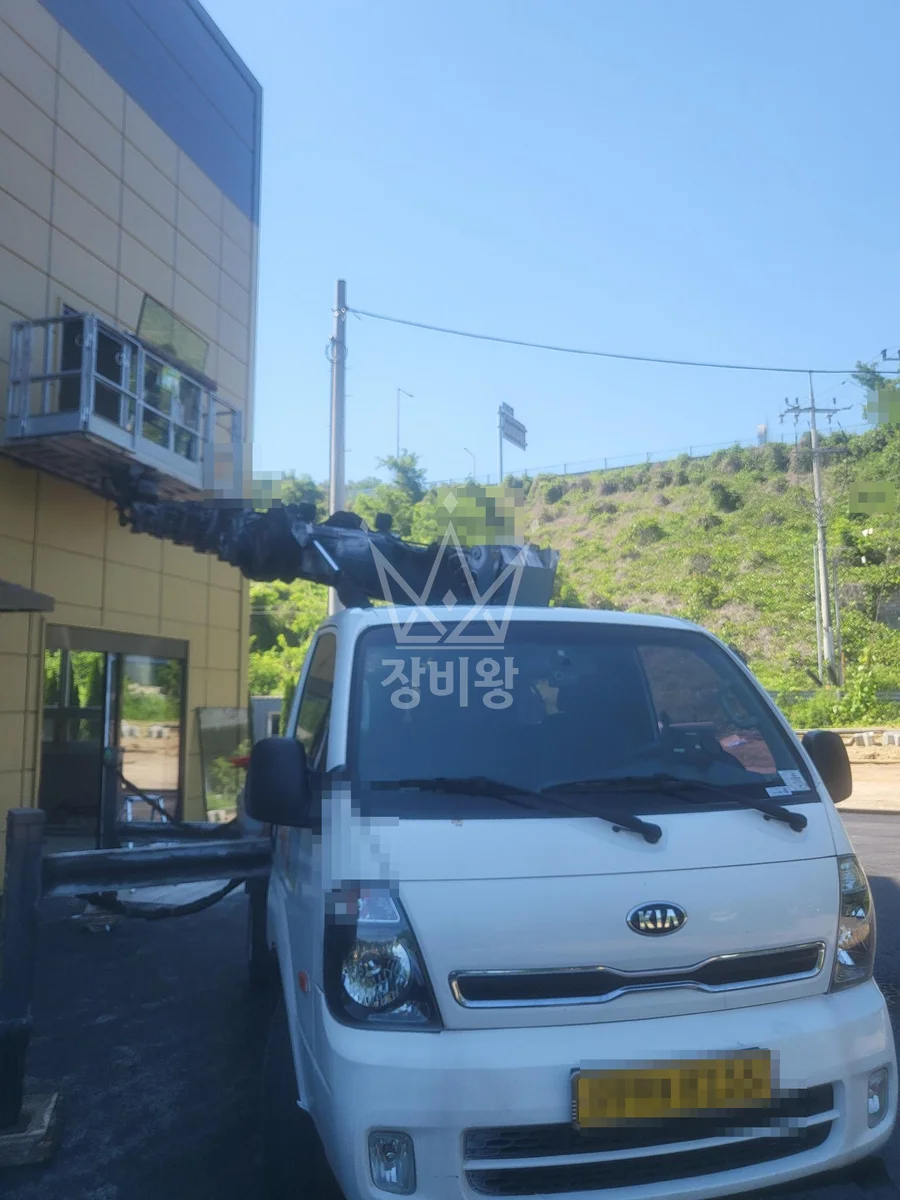 경기 화성시 효행구 1톤 스카이차 유리작업 작업사진 1