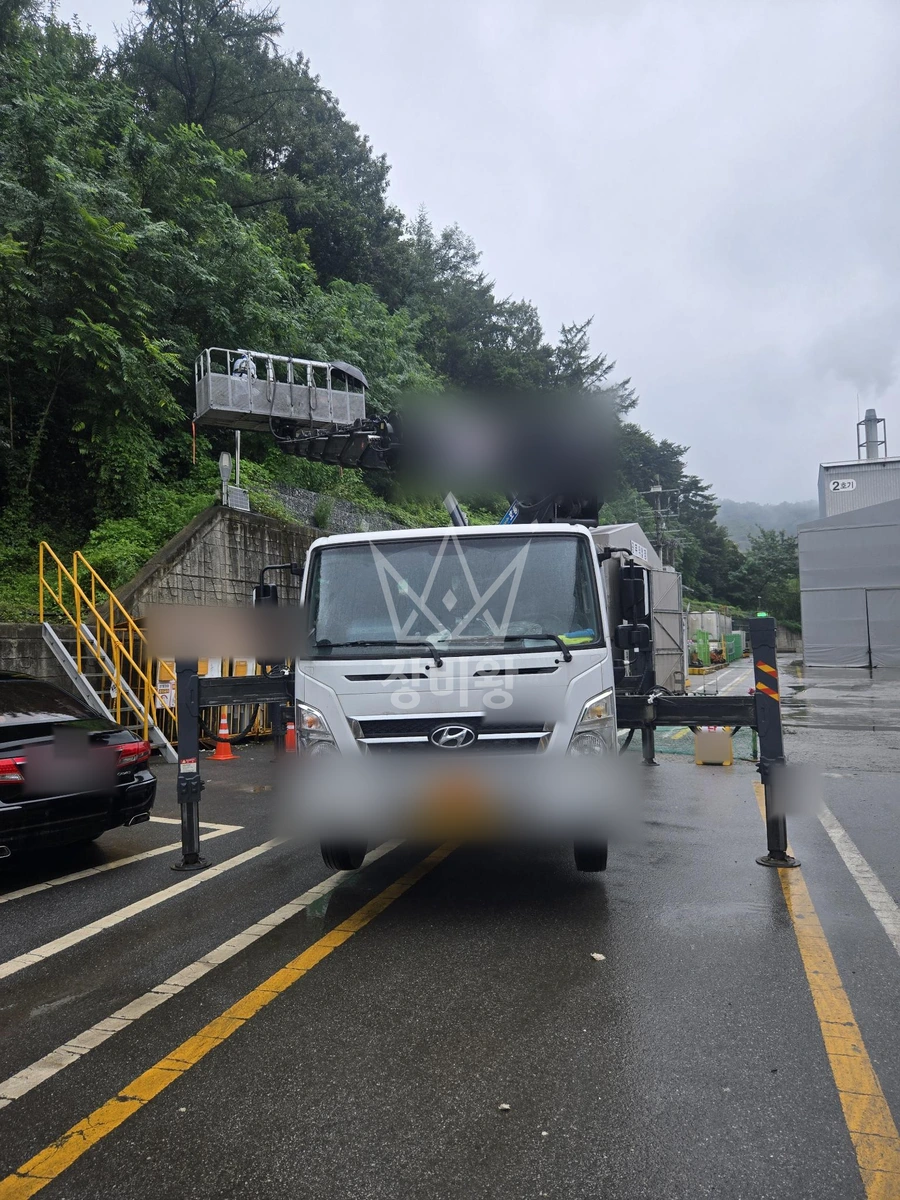 충남 천안시 동남구 광덕면 3.5톤 스카이차 cctv 설치 작업사진 2