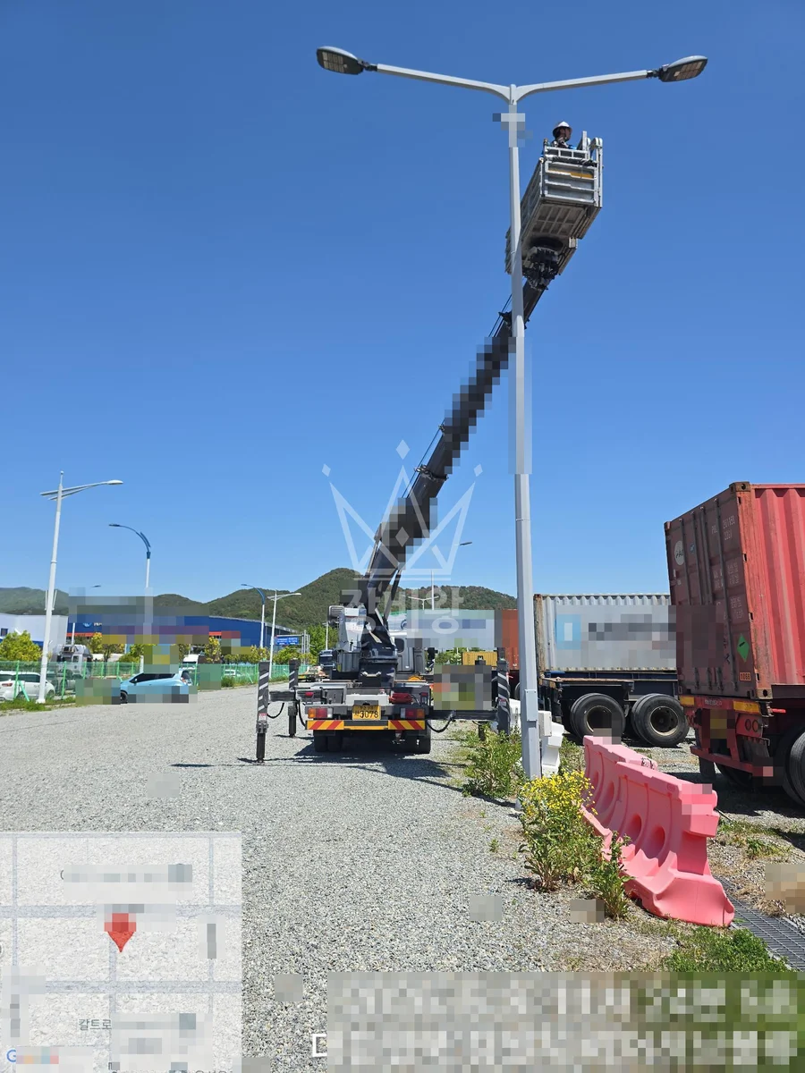 경남 창원시 진해구 3.5톤 스카이차 cctv 설치 작업사진 3