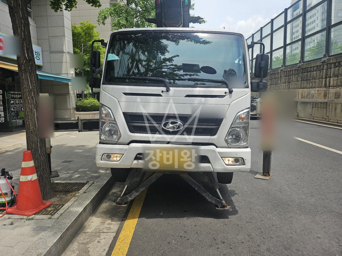서울 강남구 수서동 3.5톤 스카이차 썬팅작업 작업사진 2