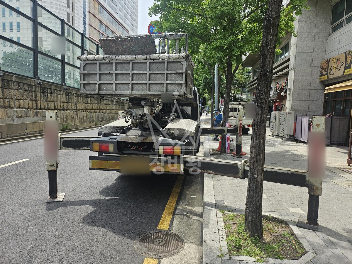 서울 강남구 수서동 3.5톤 스카이차 썬팅작업 작업사진 3