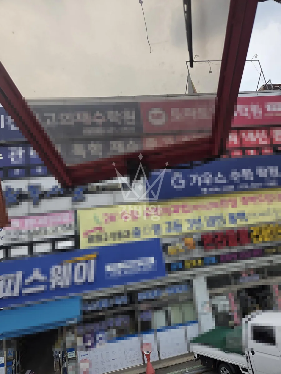 경기 이천시 갈산동 5톤 크레인 3층옥상 실외기 작업사진 2