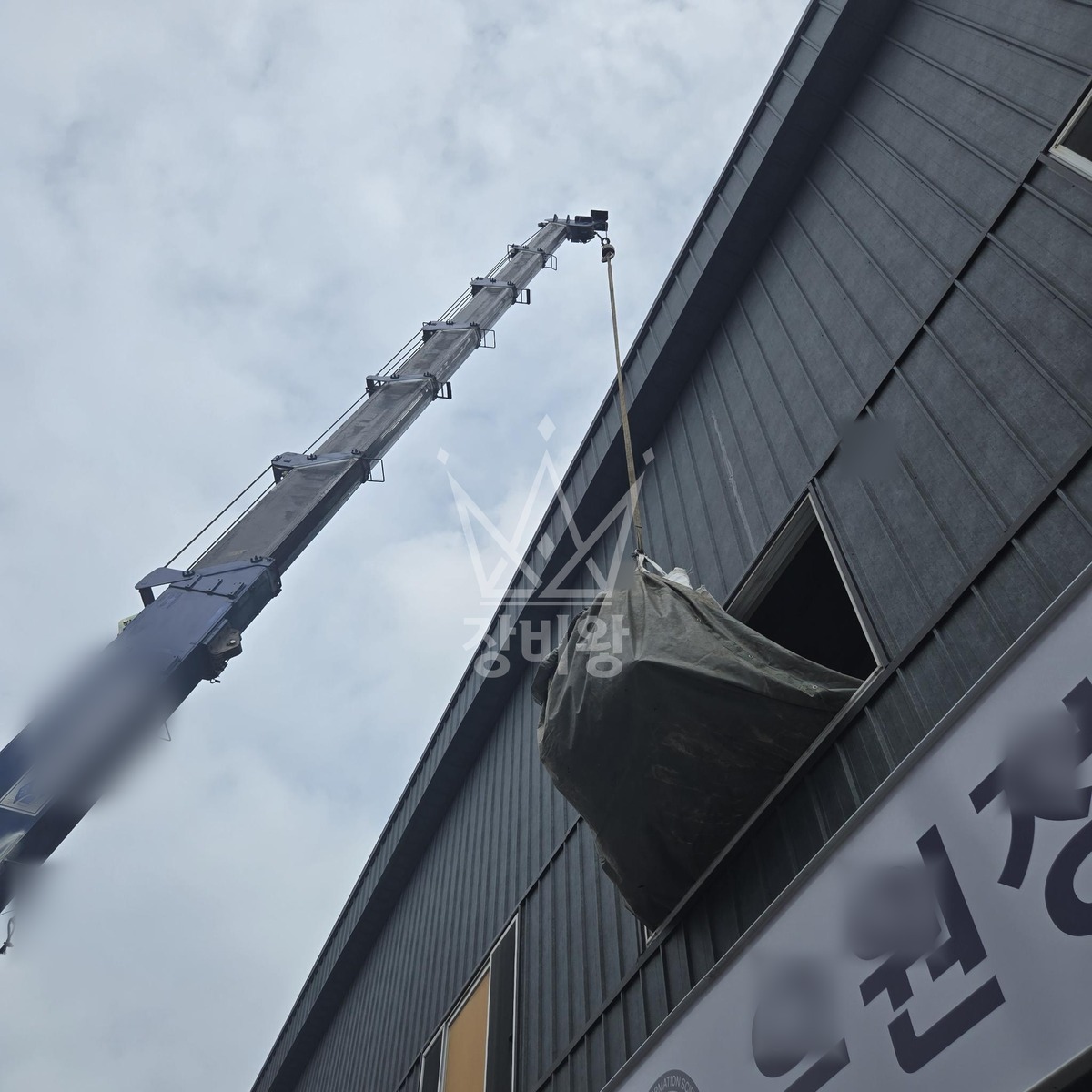 울산 남구 삼산동 5톤 크레인 톤백 양중 작업사진 2