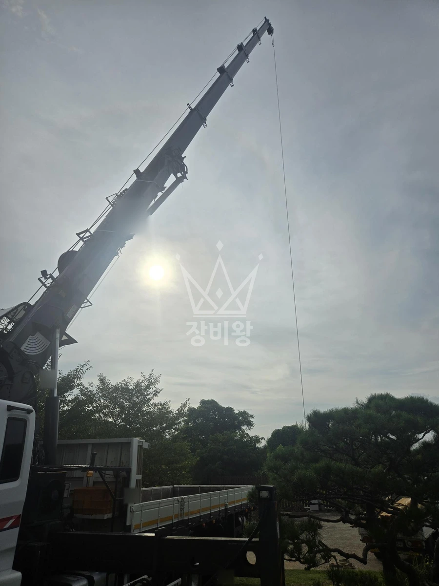 전남광주 순천시 별량면 5톤 크레인 자재양중(칼라강판) 작업사진 3