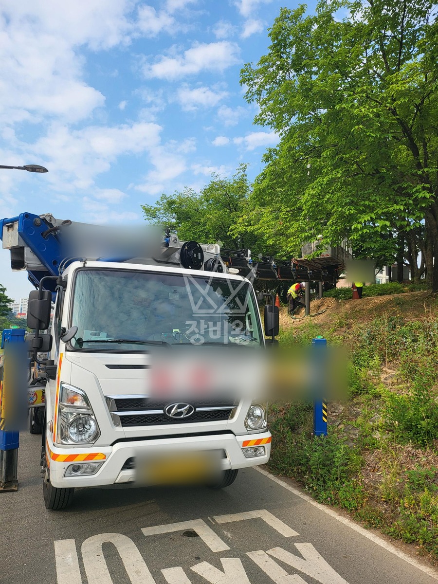 경기 성남시 분당구 3.5톤 스카이차 cctv작업 작업사진 2