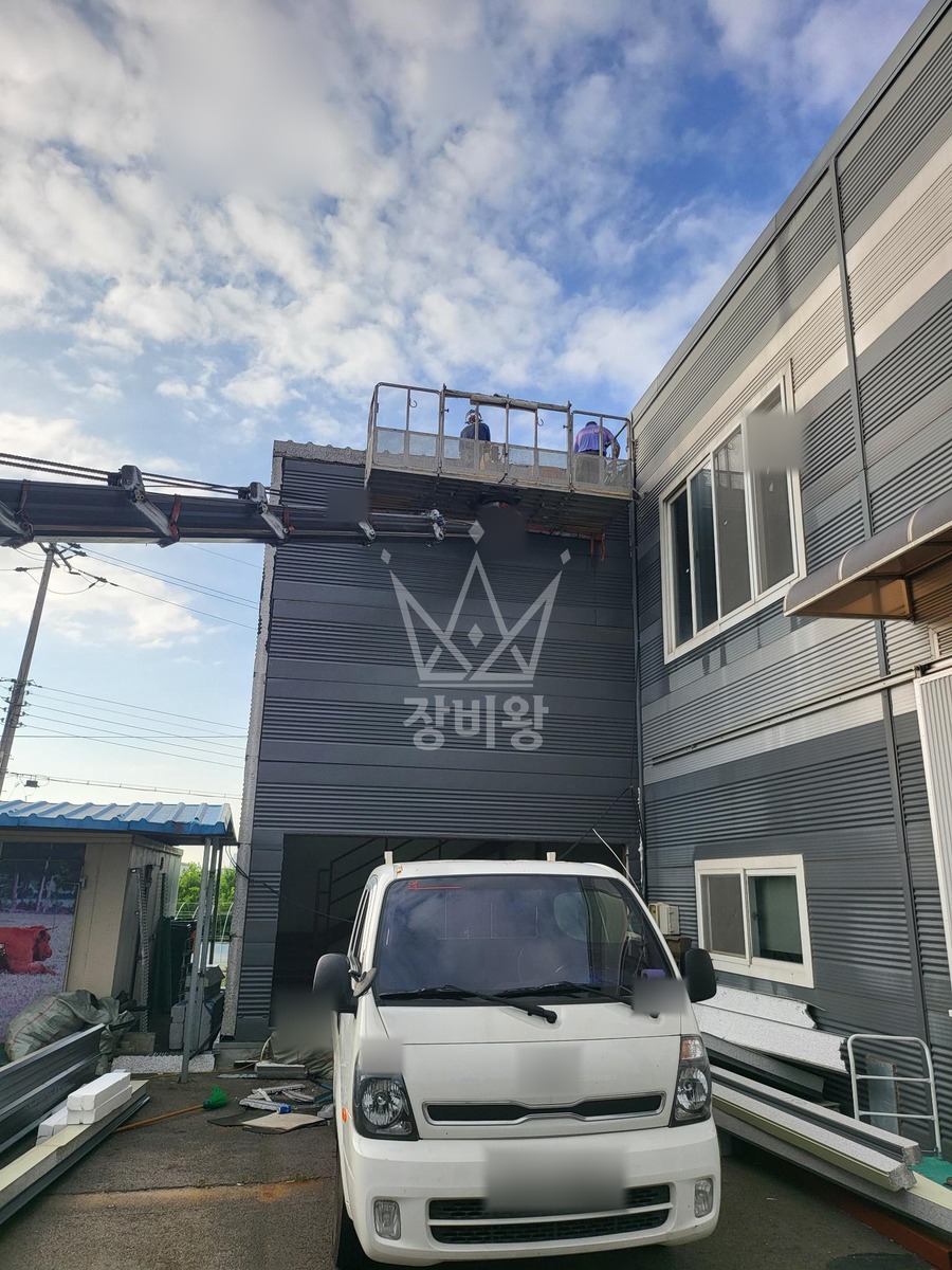경기 김포시 걸포동 3.5톤 스카이차 판낼 마감제 작업사진 3