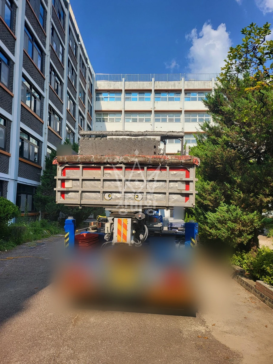 경기 의정부시 가능동 3.5톤 스카이차 외부 인방 안전커버 작업 작업완료사진 1