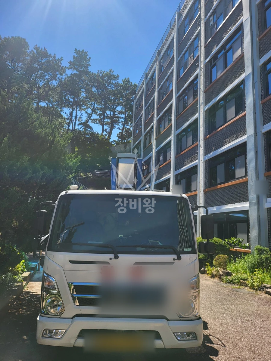 경기 의정부시 가능동 3.5톤 스카이차 외부 인방 안전커버 작업 작업완료사진 1