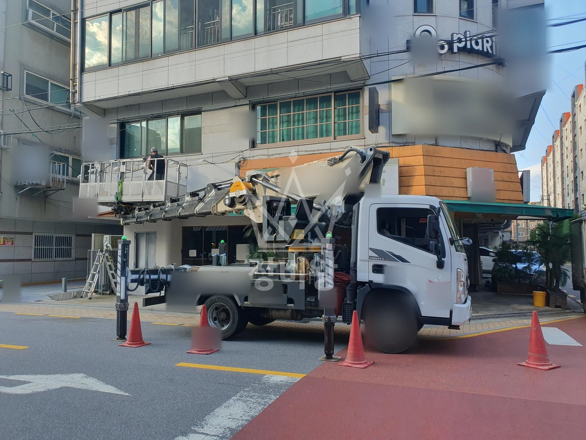 서울 송파구 송파동 3.5톤 스카이차 간판, led교체 작업사진 3