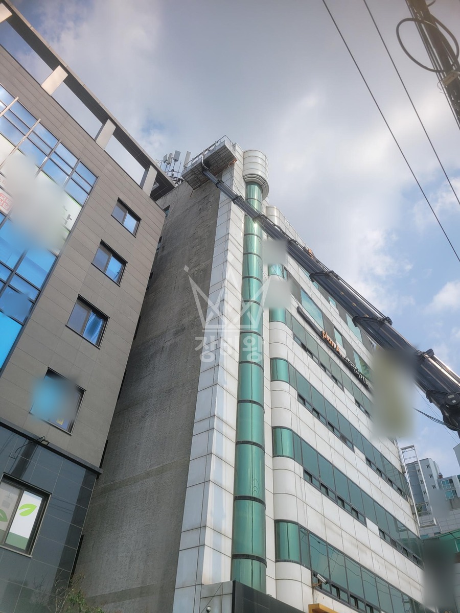 서울 양천구 신월동 5톤 스카이차 간판설치 작업사진 3