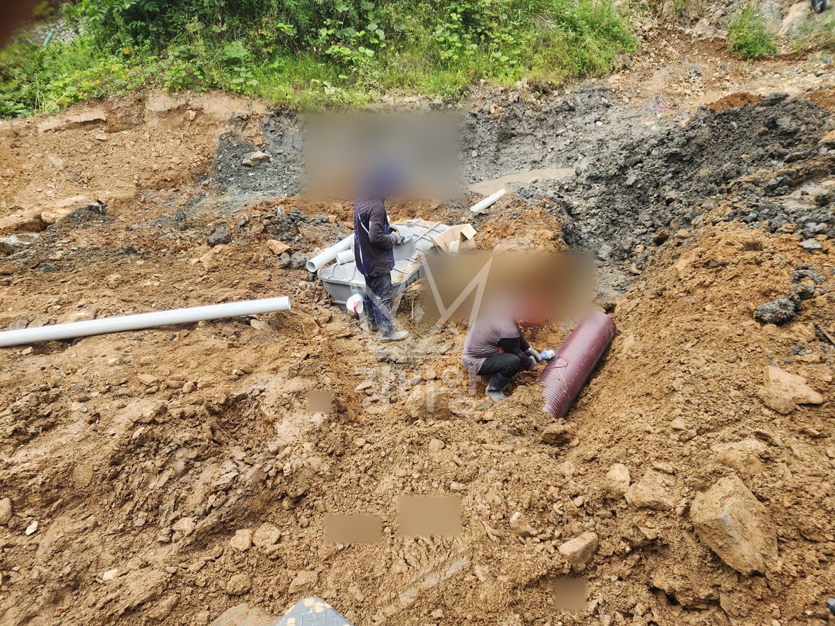 강원 화천군 하남면 포크레인(굴착기) 평탄작업 작업사진 3