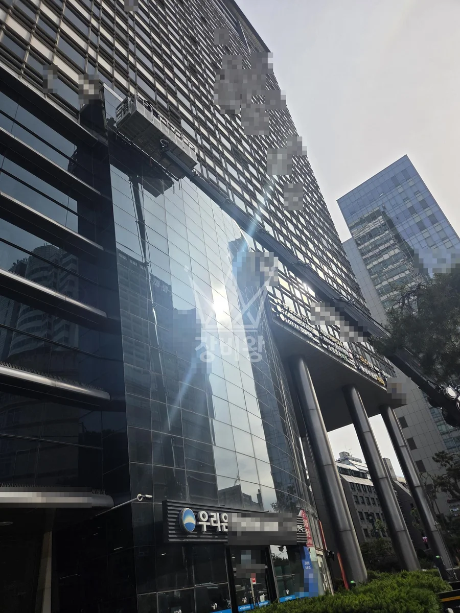 서울 강남구 수서동 3.5톤 스카이차 현수막 작업사진 3