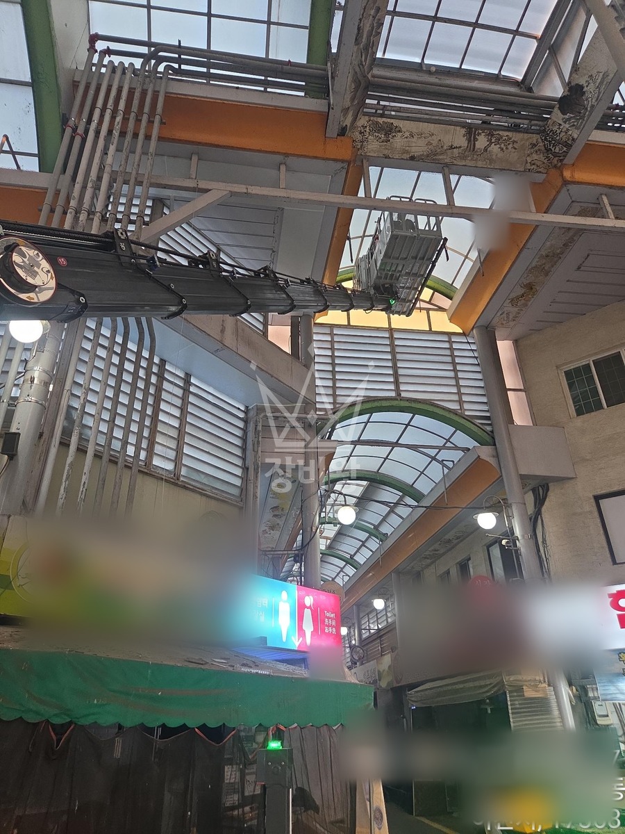 경기 이천시 관고동 3.5톤 스카이차 레이저설치및 기피제 작업 / 3대작업 작업완료사진 1