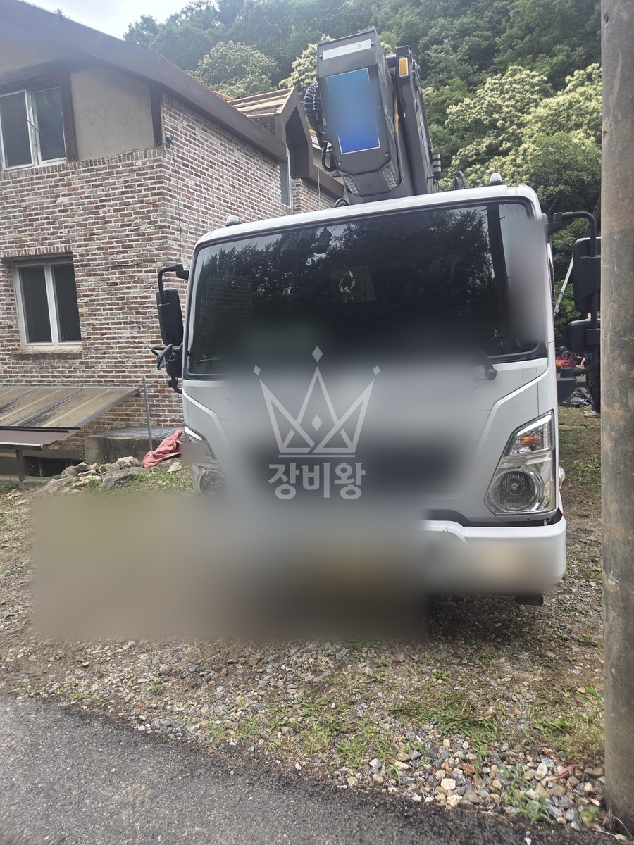 경기 광주시 퇴촌면 3.5톤 스카이차 지붕작업 작업완료사진 1
