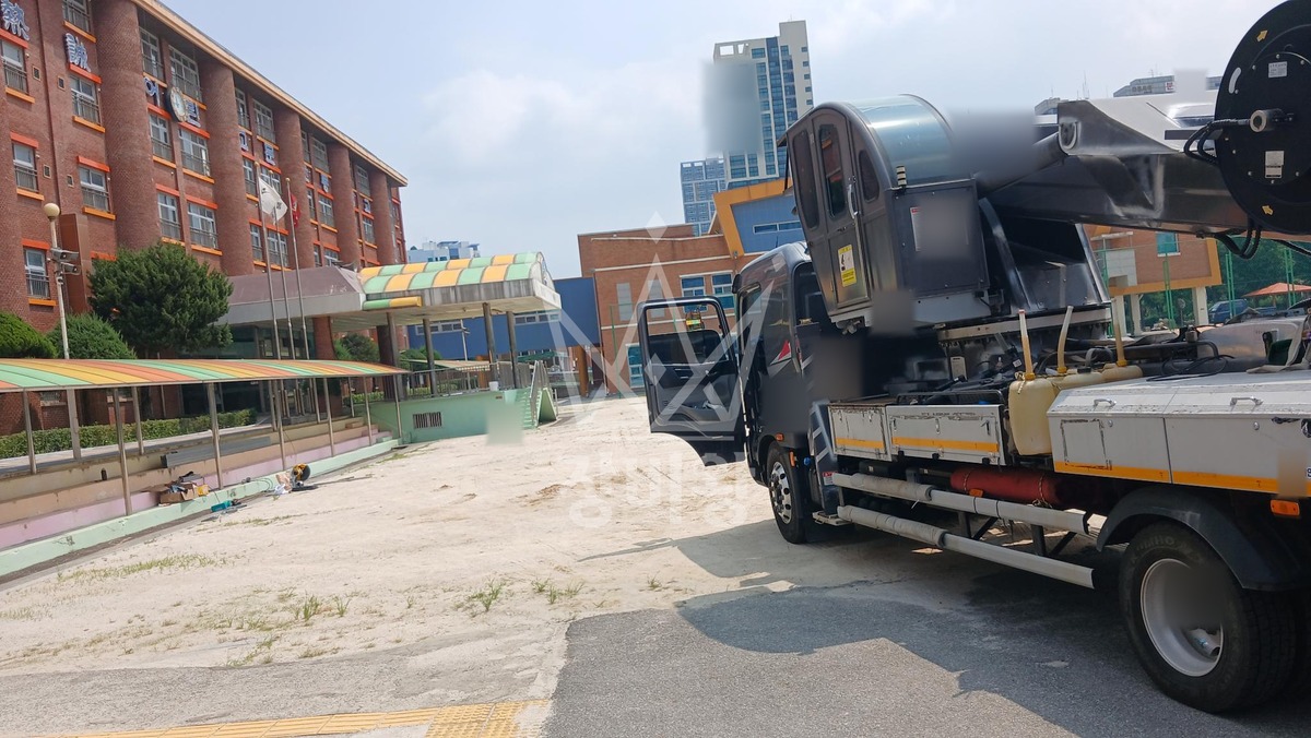 경기 구리시 교문동 5톤 스카이차 작업 현장 도착사진