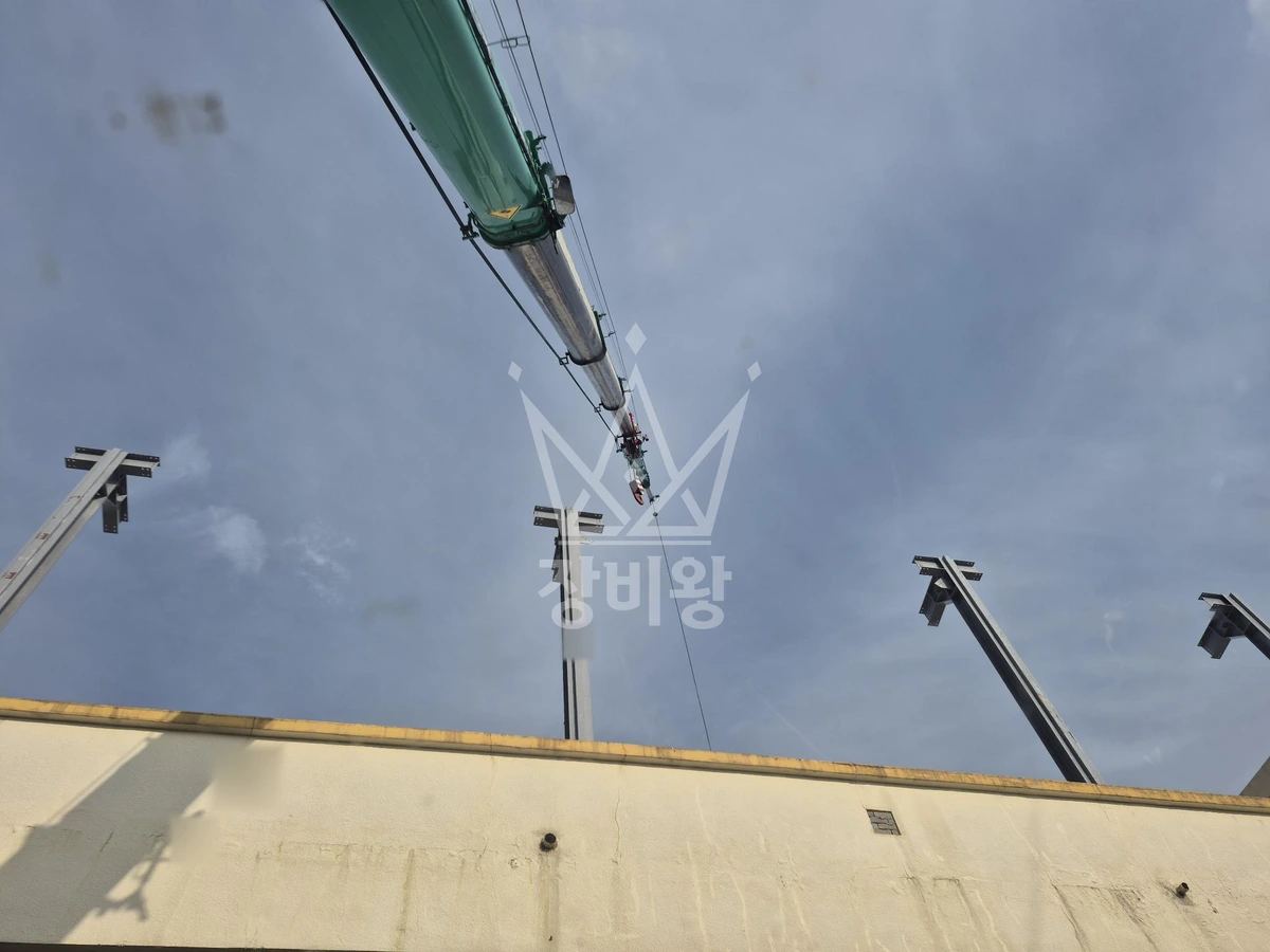 경남 창원시 의창구 팔용동 25톤 크레인 철골작업 작업사진 1