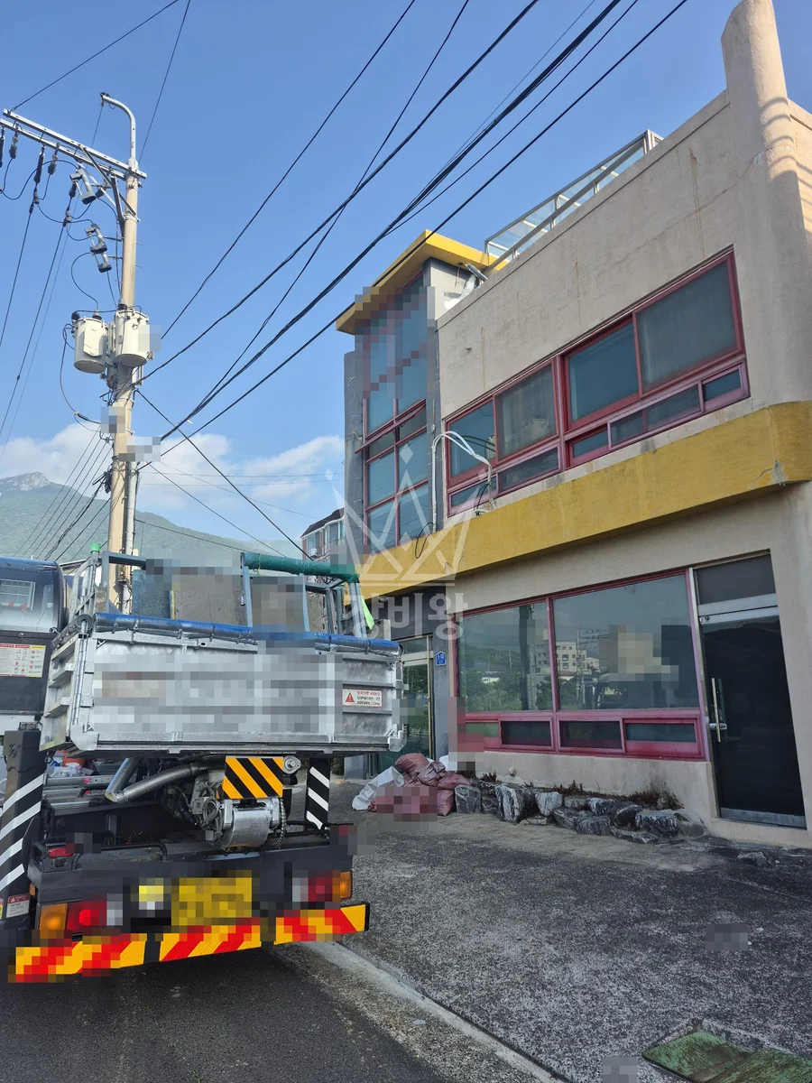 울산 울주군 삼남읍 3.5톤 스카이차 외벽 작업 작업완료사진 1