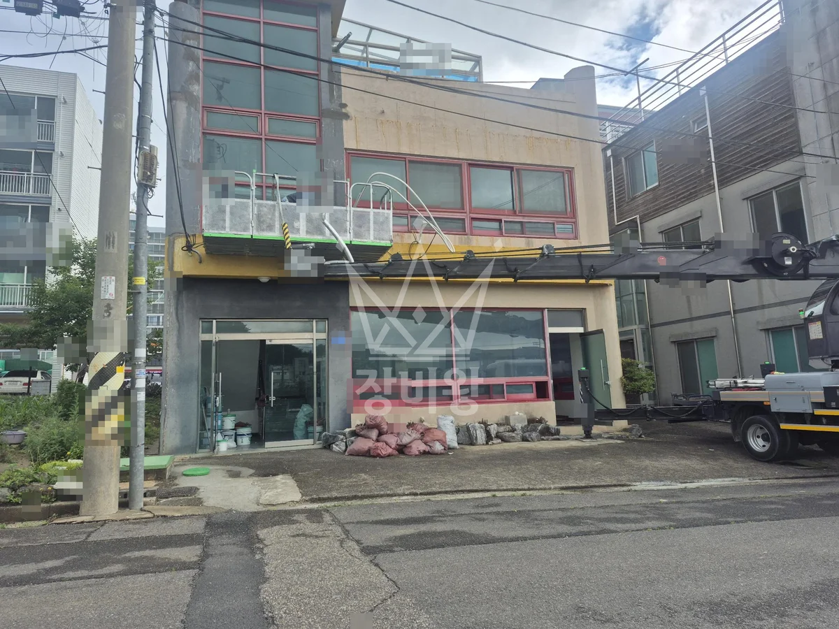 울산 울주군 삼남읍 3.5톤 스카이차 외벽 작업 작업사진 1