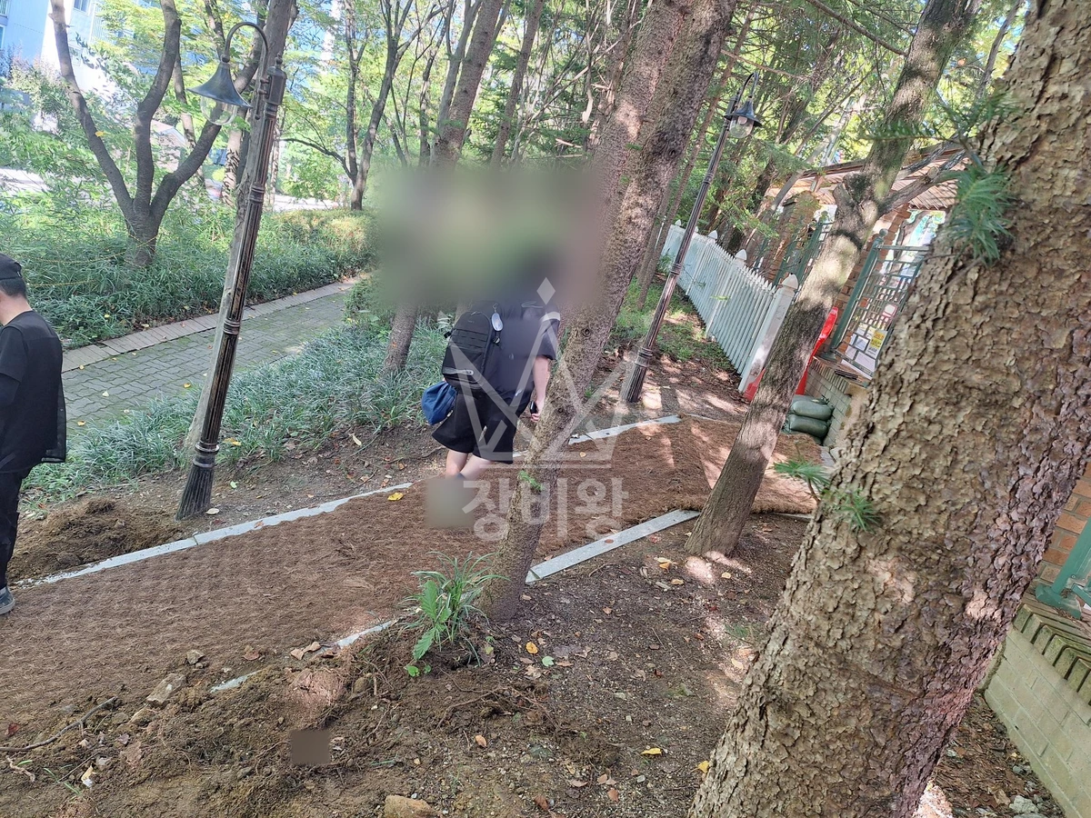 경기 용인시 수지구 성복동 포크레인(굴착기) 터파기 작업 작업사진 3