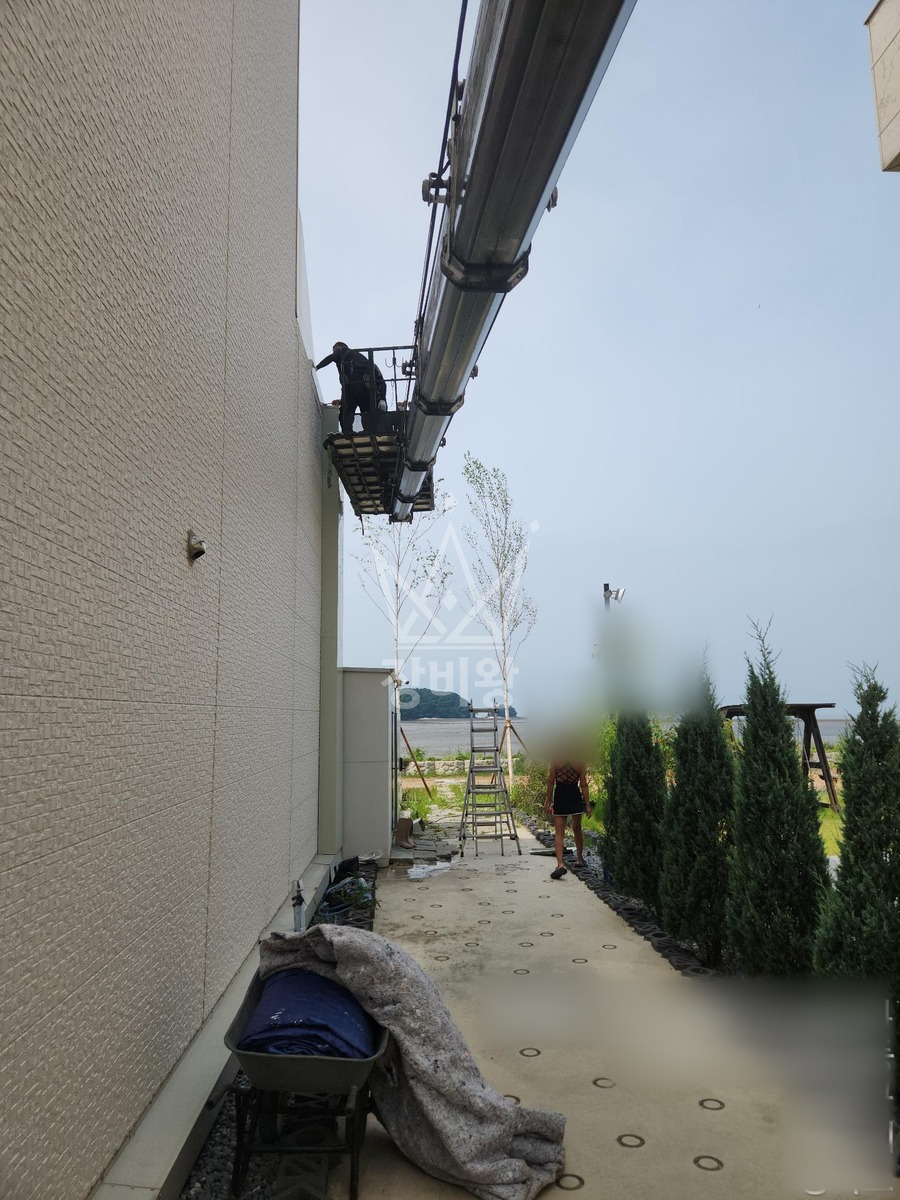 경기 안산시 단원구 대부남동 3.5톤 스카이차 폐기물 하역 ,테이핑 작업 작업사진 3