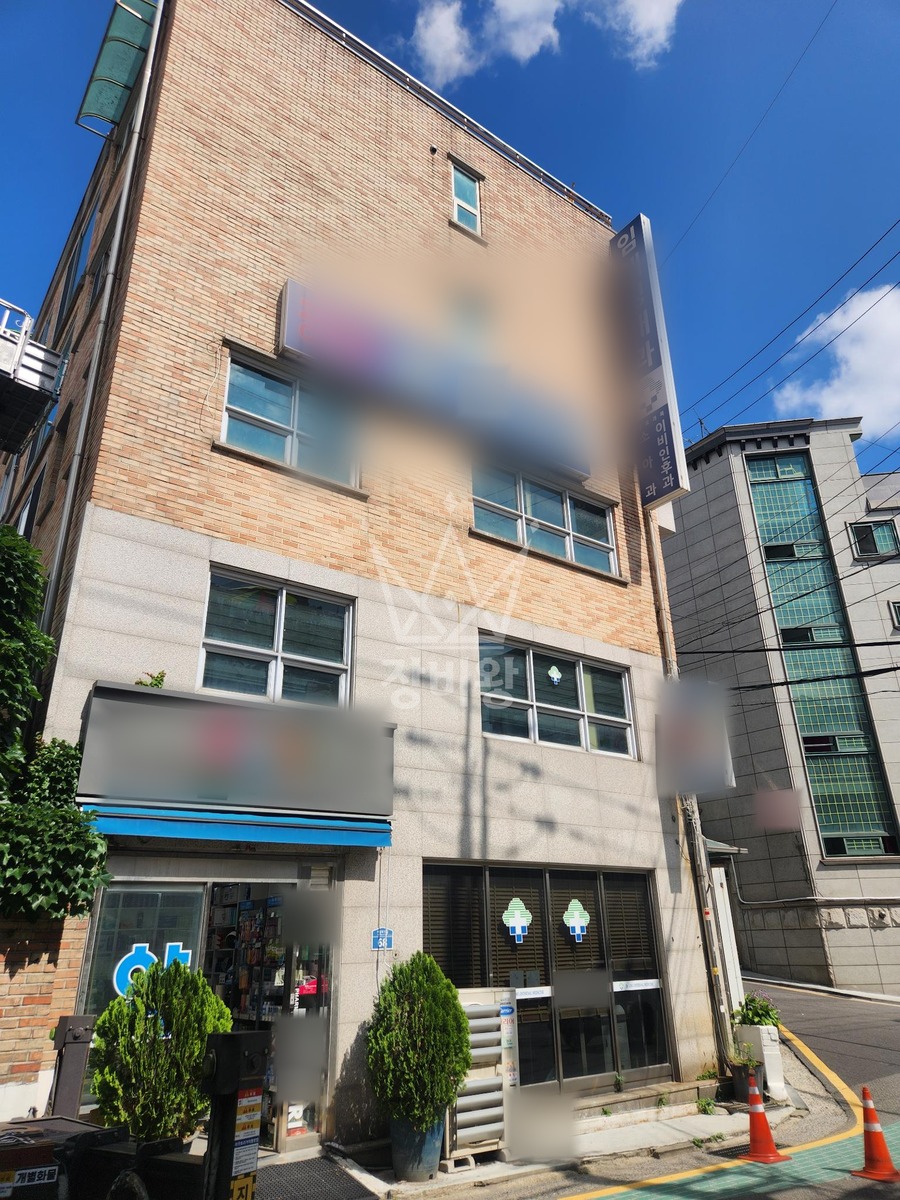 서울 동작구 사당동 2.5톤 스카이차 외부실리콘작업 작업완료사진 1