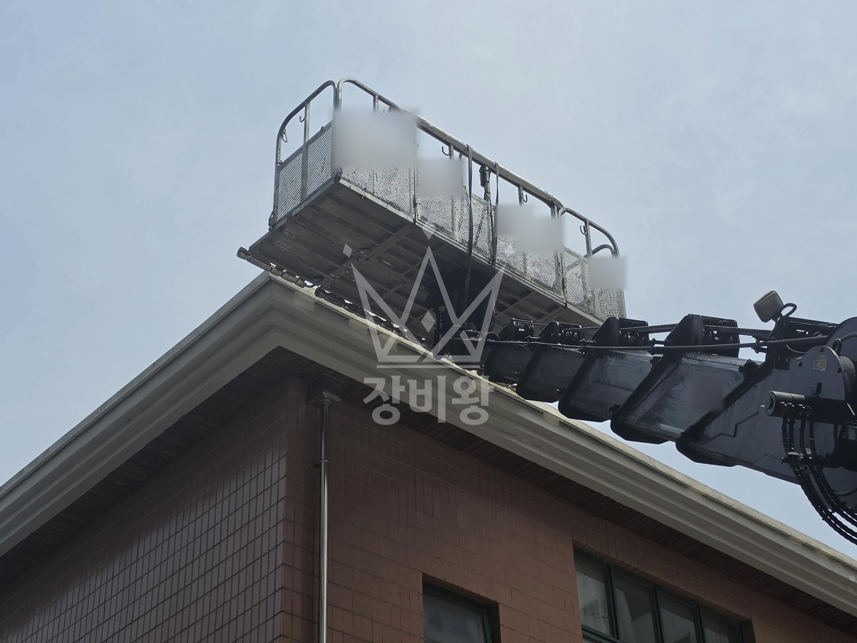 충북 청주시 흥덕구 가경동 3.5톤 스카이차 상부점검 작업사진 3