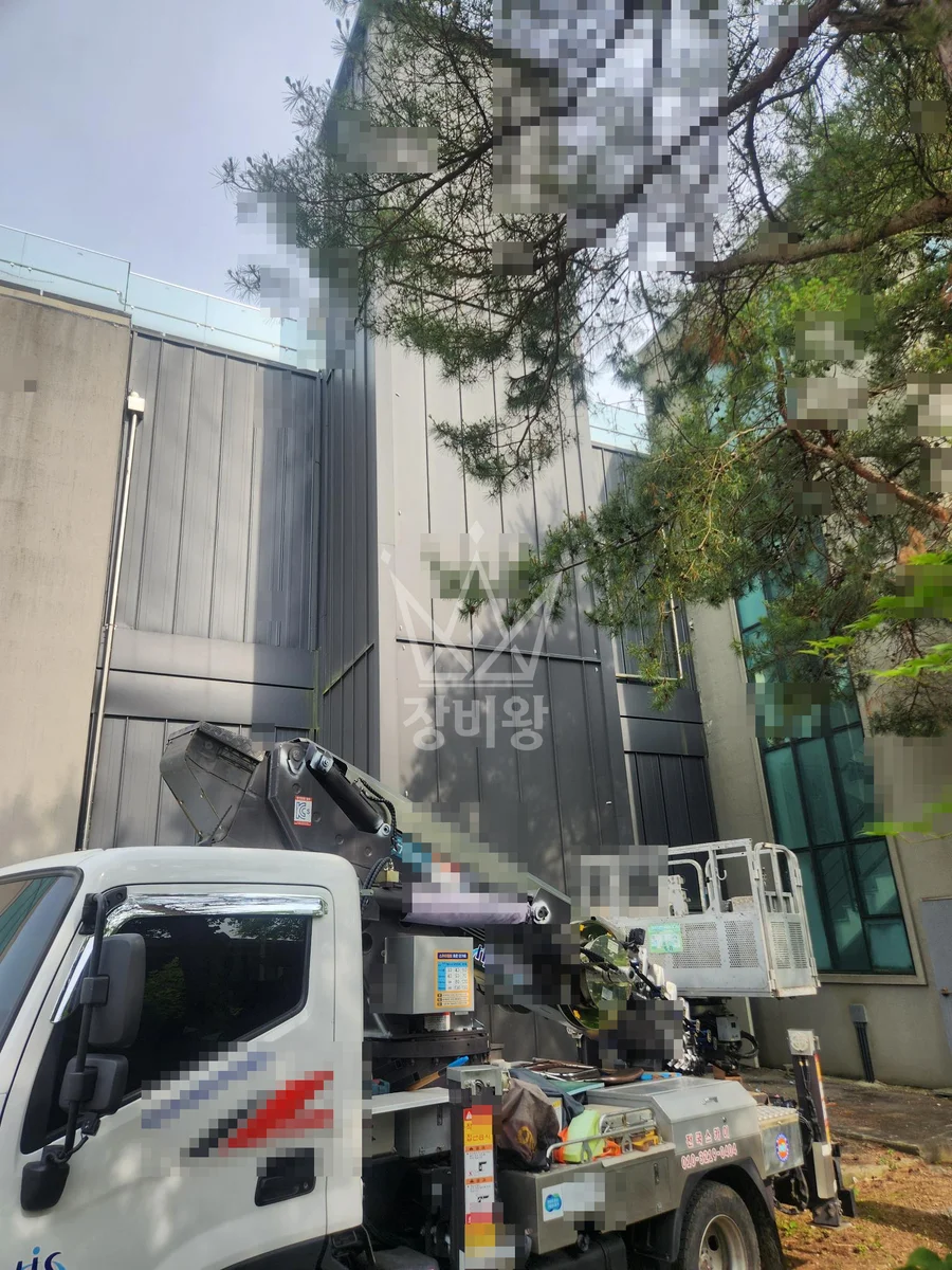경기 남양주시 조안면 3.5톤 스카이차 실리콘 작업 작업완료사진 1