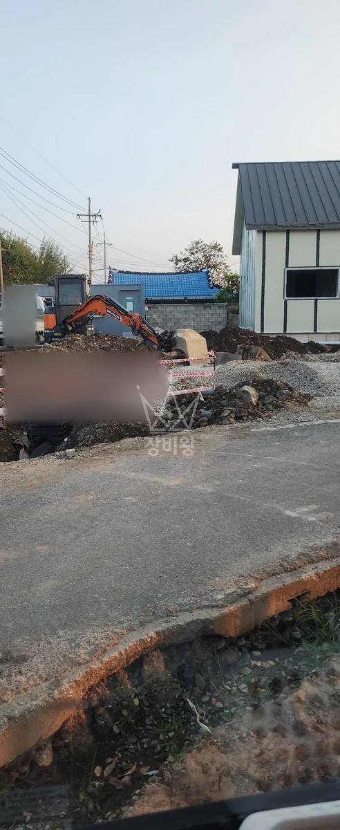 전북 완주군 봉동읍 포크레인(굴착기) 작업 현장 도착사진