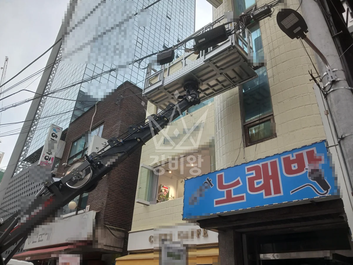 서울 서초구 서초동 1톤 스카이차 간판led작업 1시간 작업사진 2