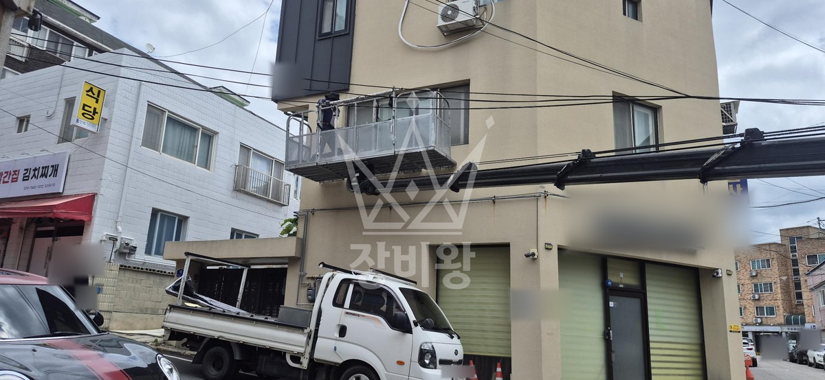 충남 천안시 서북구 성정동 3.5톤 스카이차 어닝설치 작업사진 3