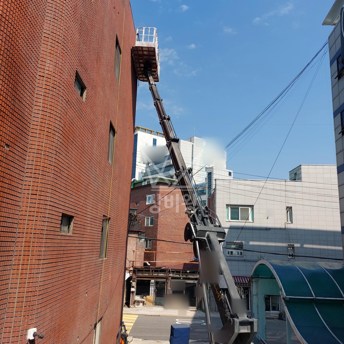 서울 강북구 번동 3.5톤 스카이차 발수제 작업사진 1