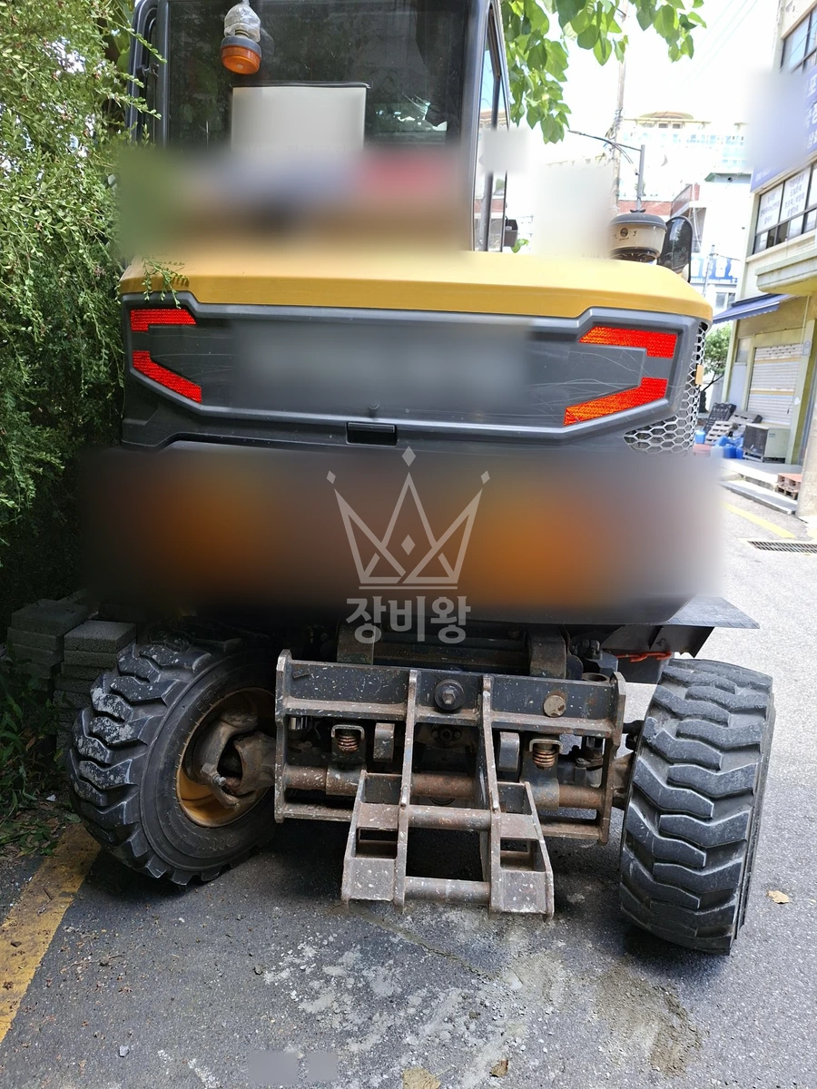 경기 성남시 중원구 중앙동 포크레인(굴착기) 공구리 / 평탄작업 작업완료사진 1