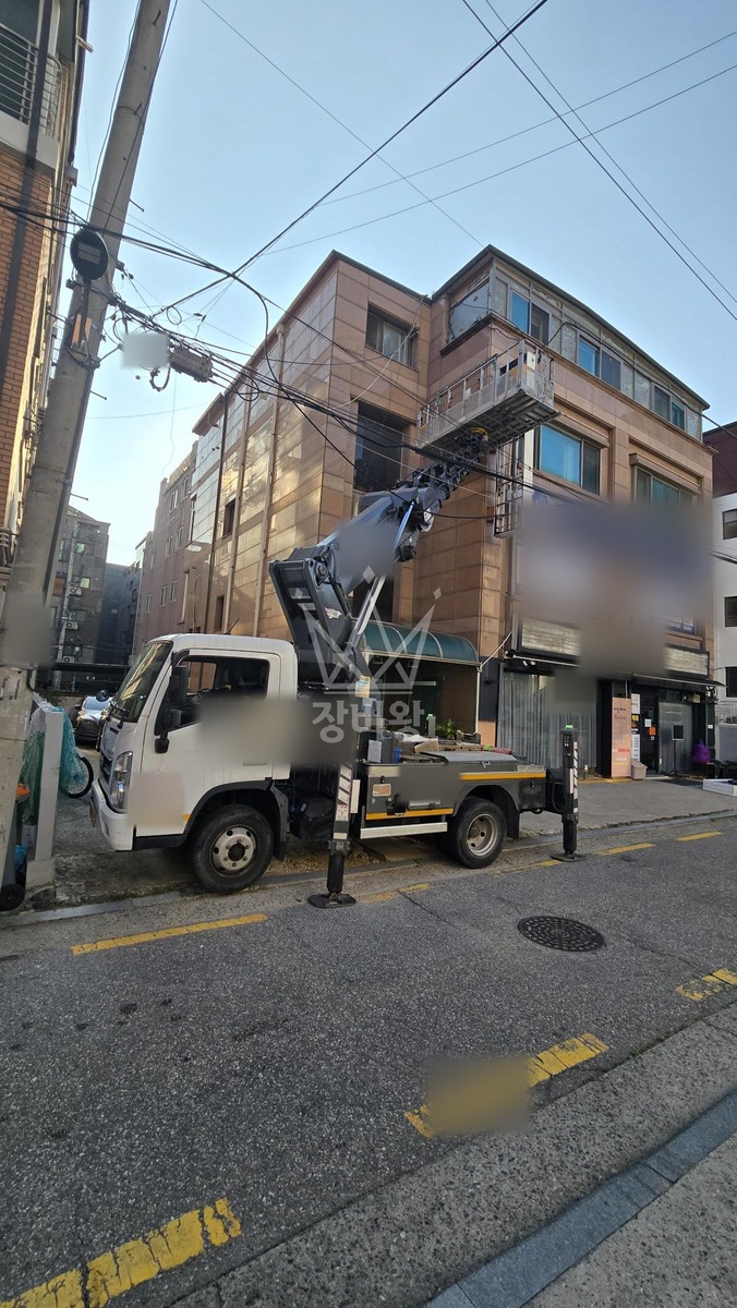 서울 강남구 대치동 3.5톤 스카이차 돌출간판철거 작업사진 3