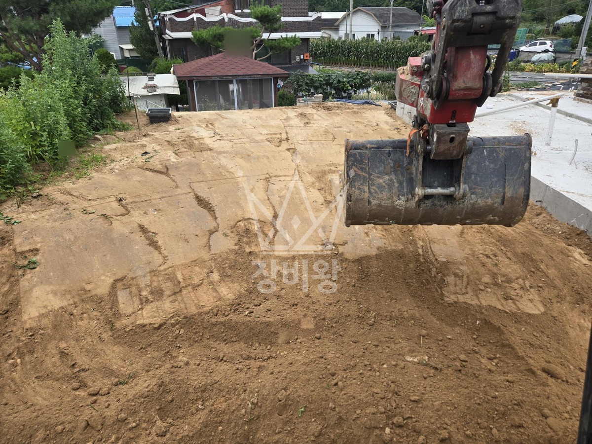 경기 화성시 효행구 매송면 포크레인(굴착기) 되메우기, 집수정 매설 작업사진 3