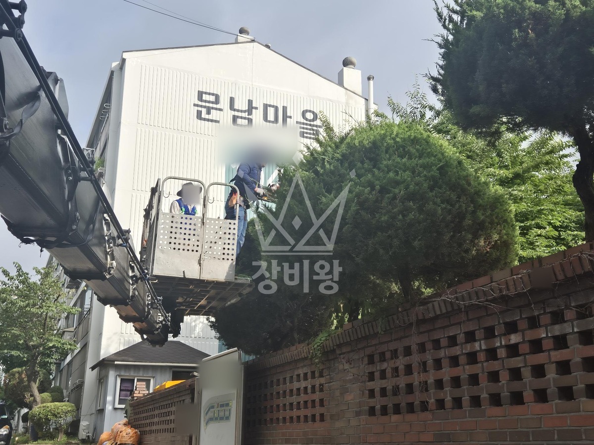 인천 연수구 연수동 3.5톤 스카이차 전지 작업사진 3