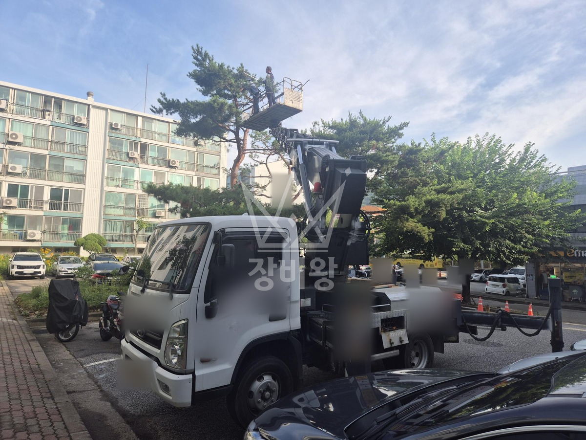 인천 연수구 연수동 3.5톤 스카이차 전지 작업사진 3