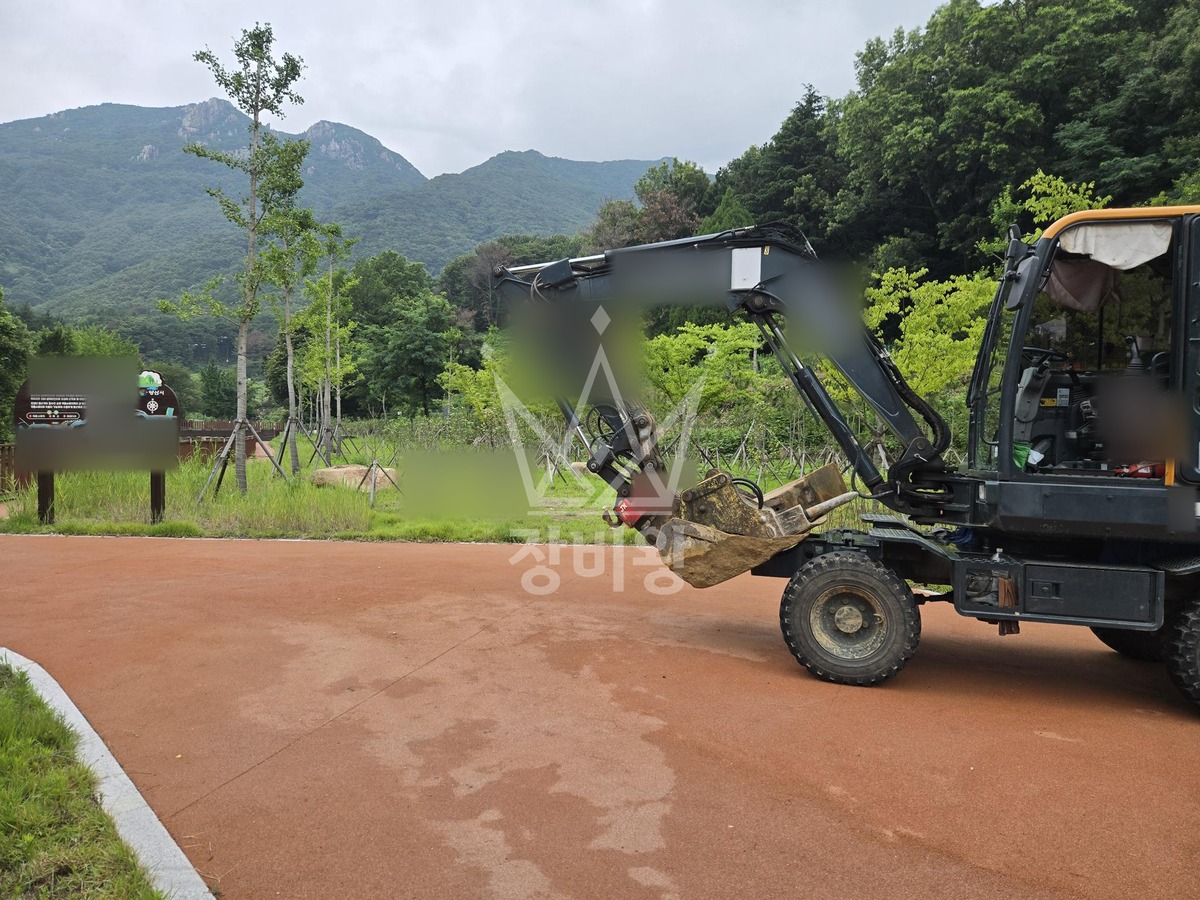 경남 양산시 소주동 포크레인(굴착기) 작업 현장 도착사진
