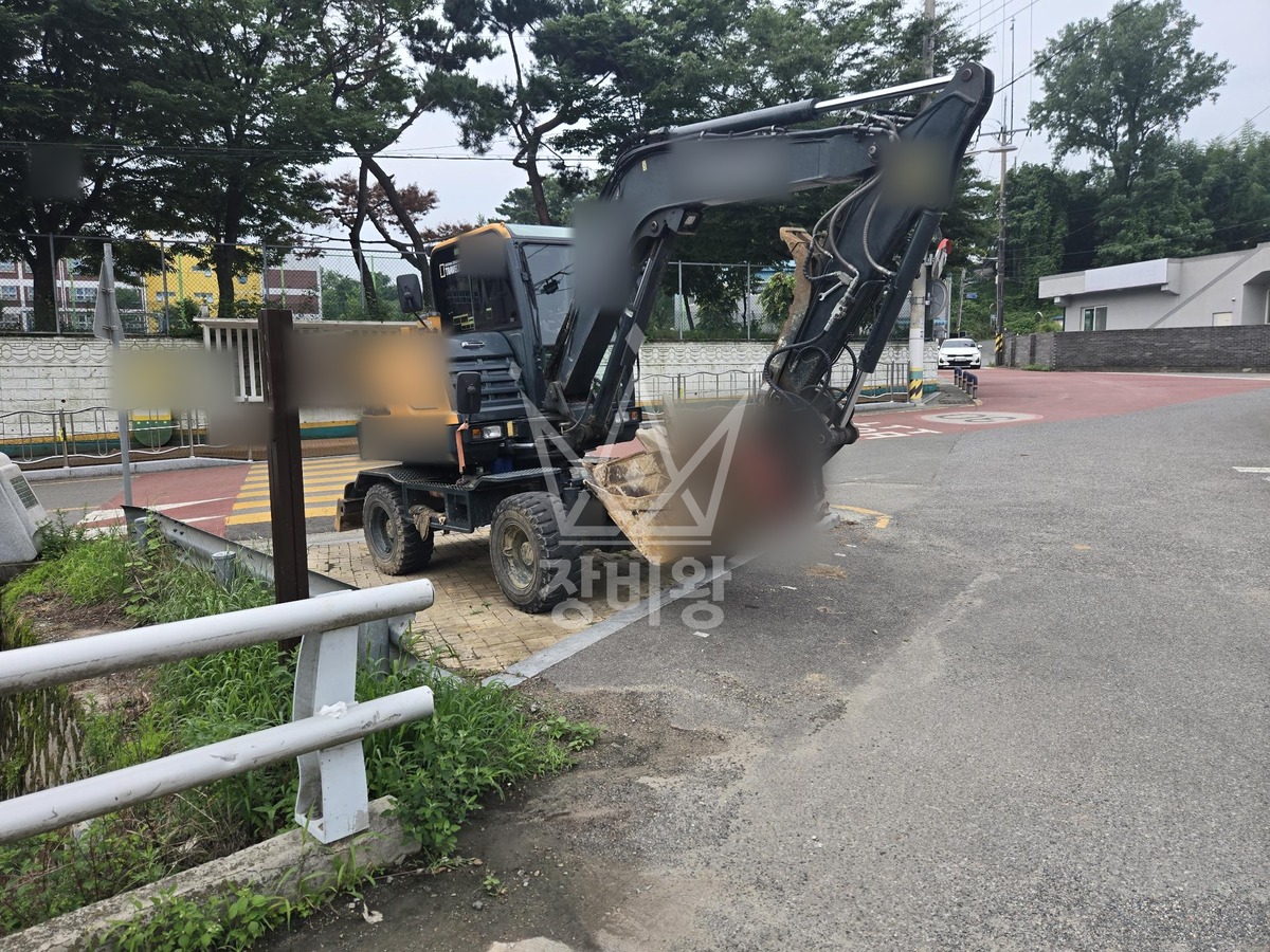 경남 양산시 소주동 포크레인(굴착기) 작업 현장 도착사진
