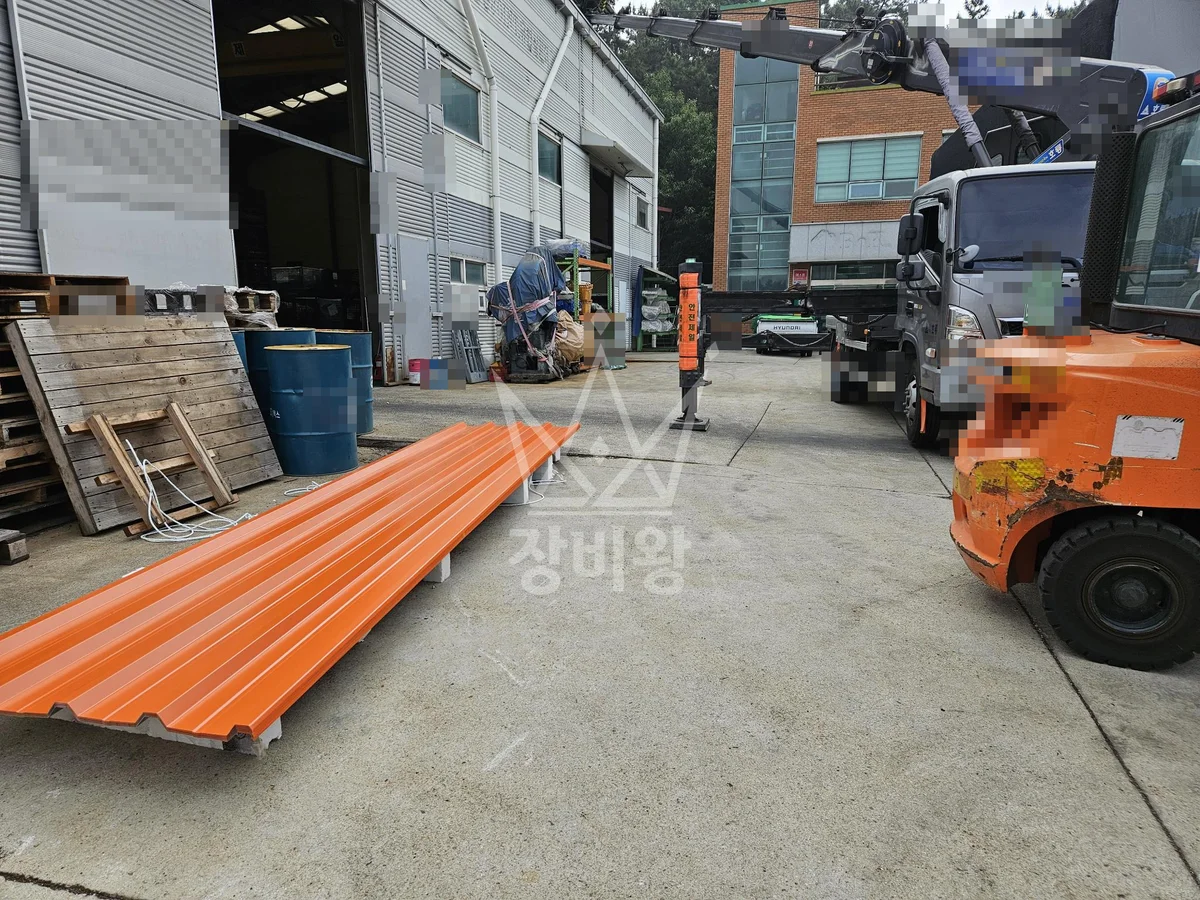 전북 익산시 오산면 3.5톤 스카이차 자재설치작업 작업사진 3