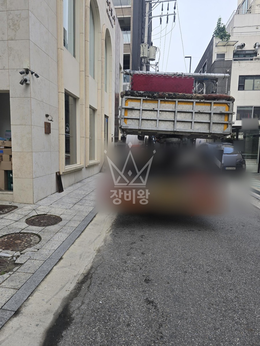 서울 강남구 청담동 3.5톤 스카이차 물청소 작업사진 1