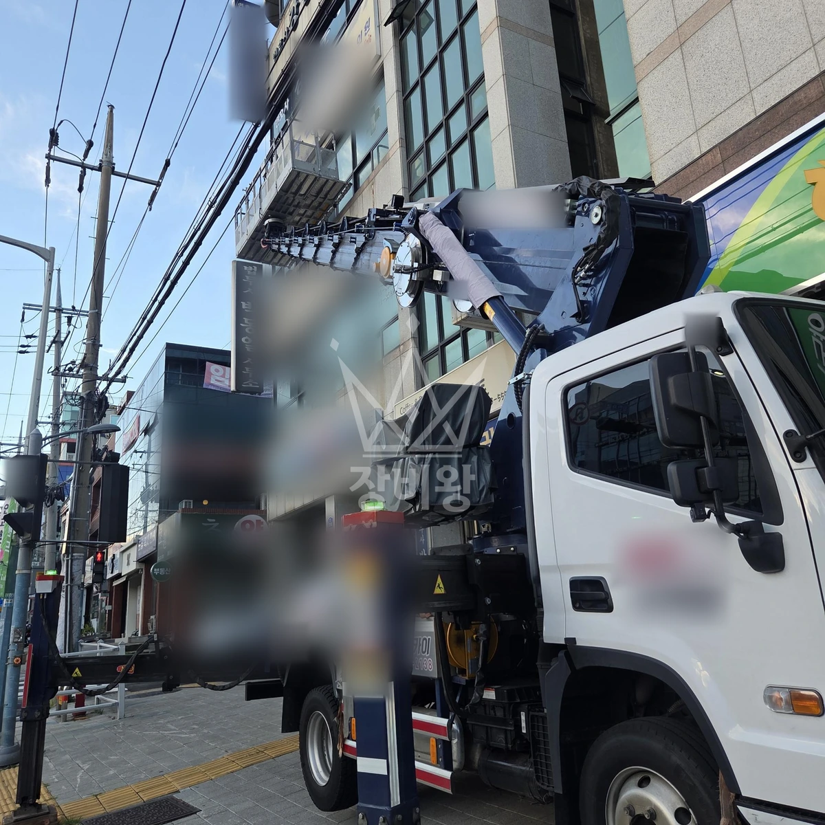 제주 제주시 이도이동 2.5톤 스카이차 간판철거 작업사진 2