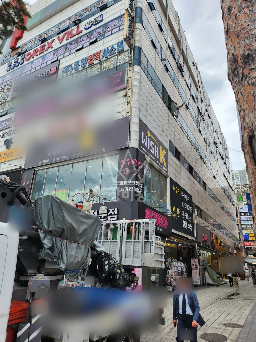 경기 안산시 단원구 고잔동 3.5톤 스카이차 2층높이 간판작업 작업완료사진 1