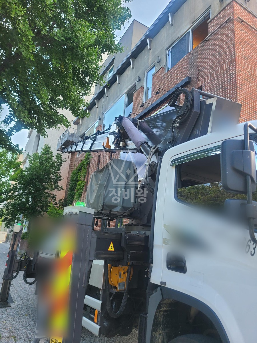 대전 유성구 도룡동 3.5톤 스카이차 전기공사 작업사진 3