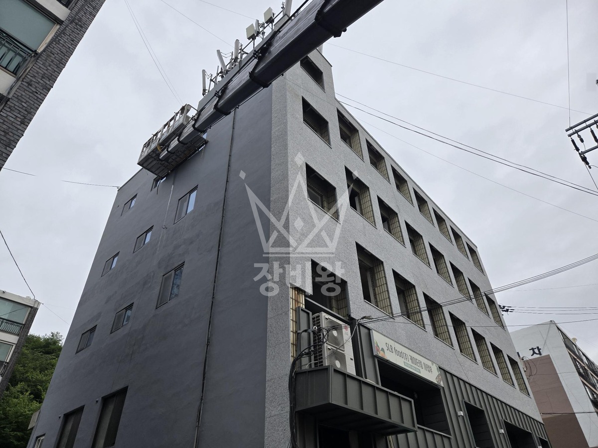 전북 군산시 나운동 3.5톤 스카이차 외벽작업 작업사진 1