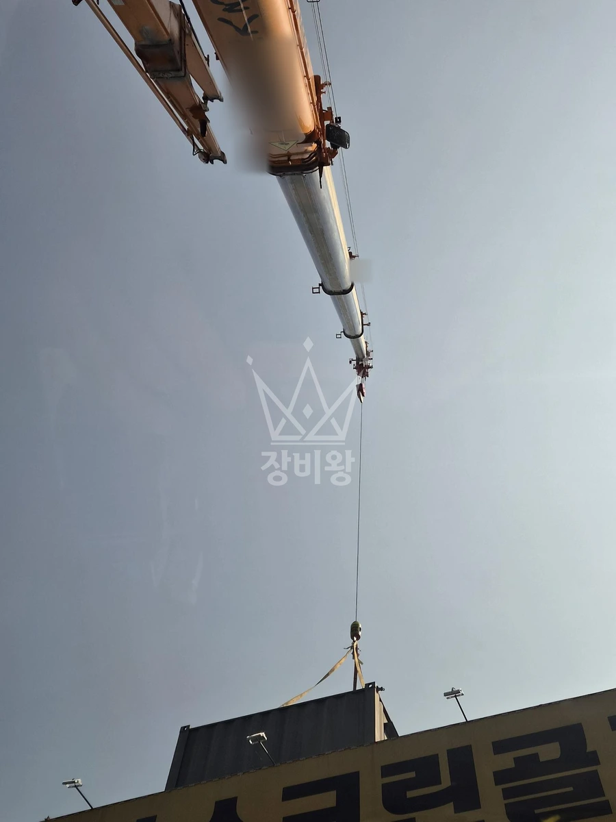 경기 용인시 처인구 양지읍 25톤 크레인 3*6 3층 높이에서 1층으로 내리는 작업 작업사진 2